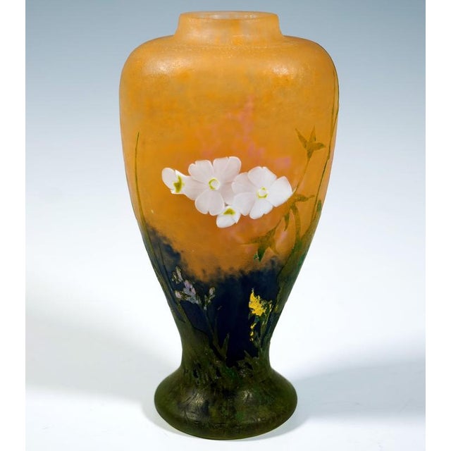 Art Nouveau Cameo Vase with Primroses Decor from Daum Nancy, France, 1920 For Sale - Image 3 of 12