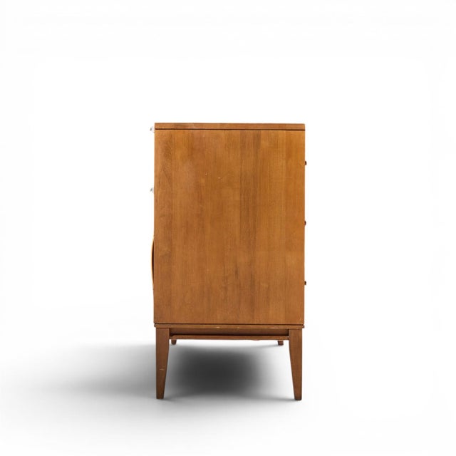 Mid 20th Century Paul McCobb for Planner Group Mid Century Lowboy Dresser For Sale - Image 5 of 7