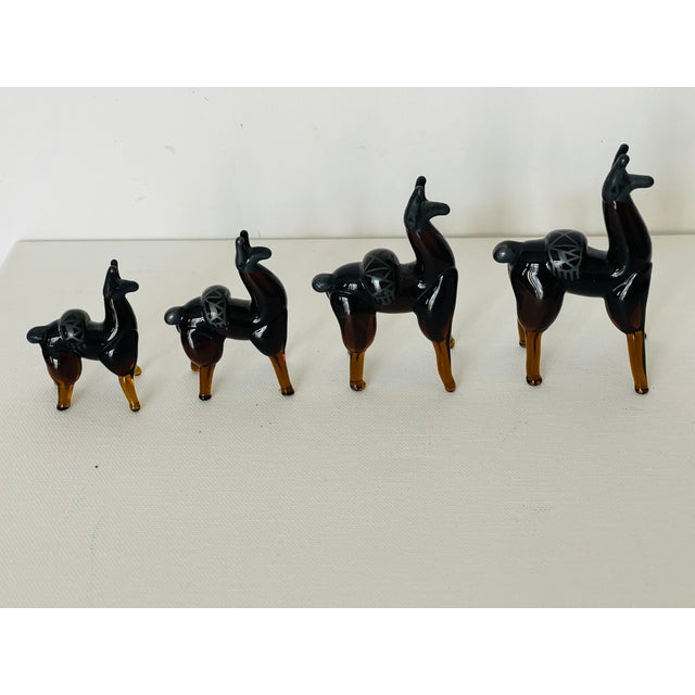 20 Th C Blown Glass Llamas Figurines Family With Mirrored Stand For Sale In Miami - Image 6 of 6