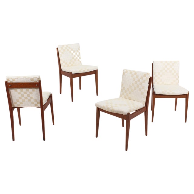 Mid-Century Wood and Cream Fabric Chairs from ISA Bergamo, Italy, 1960s, Set of 4 For Sale