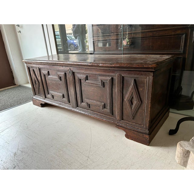 Umbrian Walnut Chest with Lozenge Patterns For Sale - Image 3 of 8