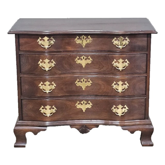 Mid 20th Century Statton Furniture Private Collection Serpentine Chest of Drawers Made in Maryland For Sale