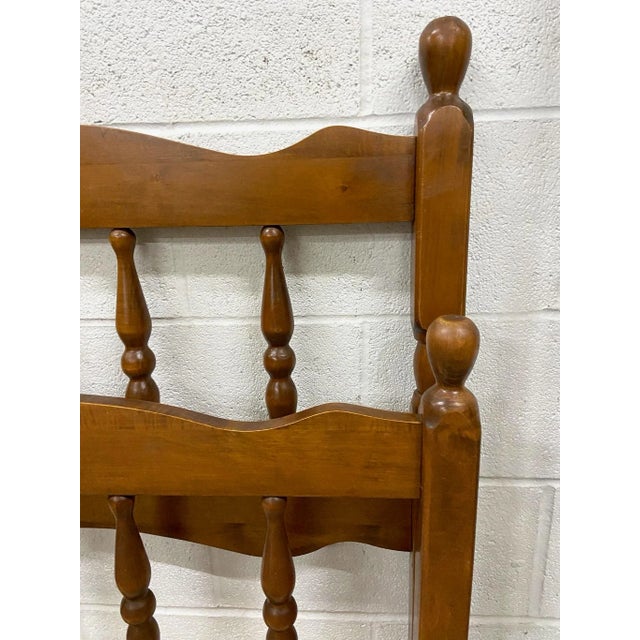 Late 20th Century Vintage Twin Size Low Poster Bed With Acorn Finials For Sale - Image 5 of 6