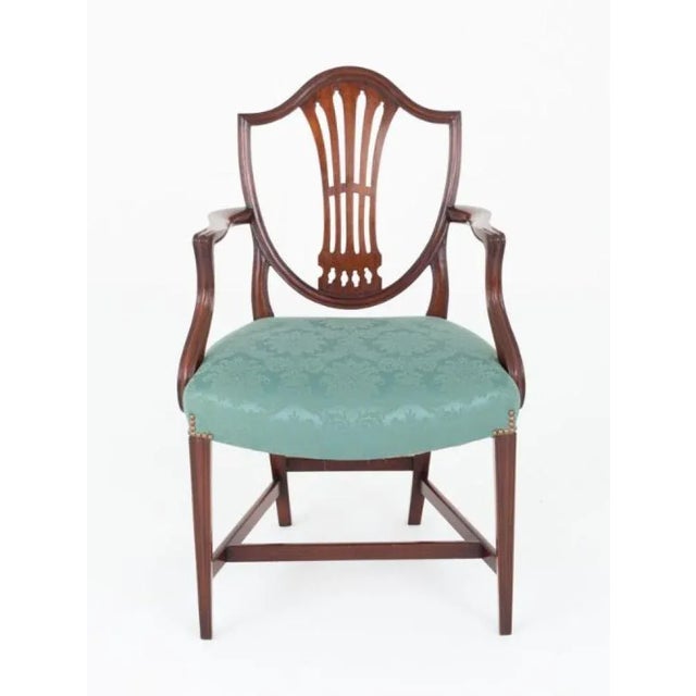 Revival Hepplewhite Dining Chairs in Mahogany, 1890s, Set of 8 For Sale - Image 5 of 7