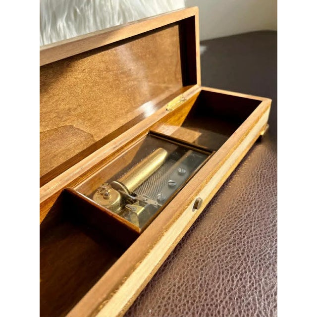 Reuge Sainte Croix Swiss Vintage Wooden Big Florentine Music Box, Numbered - It Plays the Song “Lullaby” by Wolfgang Amadeus Mozart For Sale - Image 9 of 10
