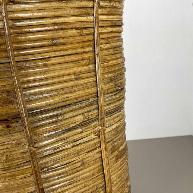 Bauhaus Rattan and Brass Umbrella Stand in the style of Aubock, France, 1960s For Sale - Image 11 of 18