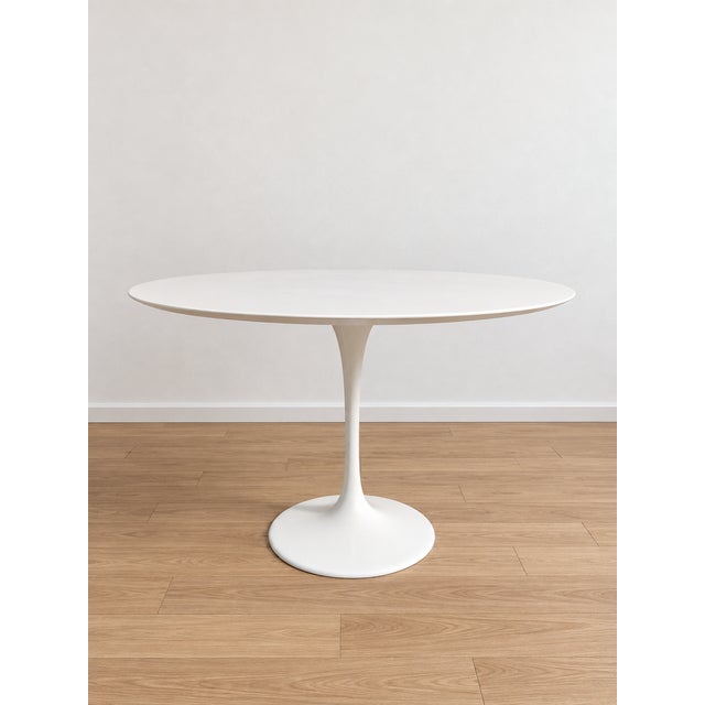 1970s Round Tulip Table by Eero Saarinen for Knoll Inc. / Knoll International, 1970s For Sale - Image 5 of 14