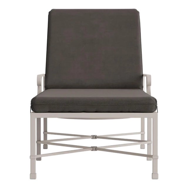 Brown Jordan Venetian Adjustable Chaise Lounge, Dove frame with Fusion Charcoal fabric For Sale