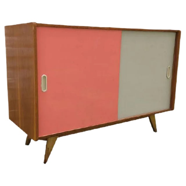 Model U452 Sideboard by Jiří Jiroutek for Interier Praha, 1960s For Sale