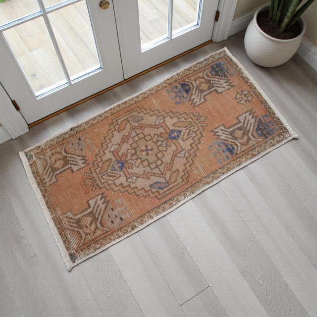 Vintage Oushak Rug Small 2x3 Hand-Knotted Turkish Mat Peach Terracotta 1960s This vintage Oushak rug showcases a sun-...