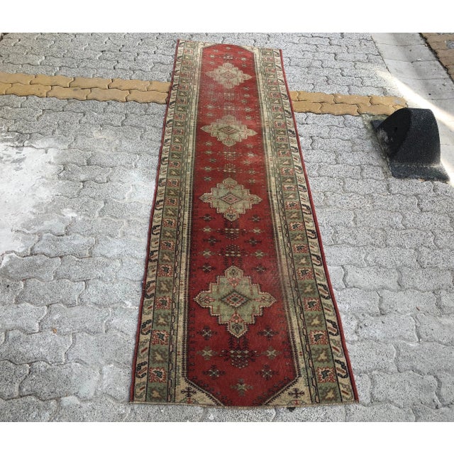 1970s Vintage Turkish Runner Rug - 2′5″ × 9′4″ For Sale - Image 11 of 11