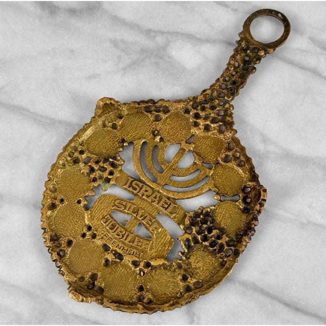 Mid 20th Century Vintage Brutalist Judaica Israel Zodiac Brass Serving Trivet For Sale - Image 5 of 6
