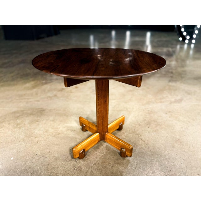 Sergio Rodrigues Sergio Rodrigues “Alex” Side Table in Freijó and Rosewood, Brazilian Modern, 1960s - Lot 700A For Sale - Image 4 of 13