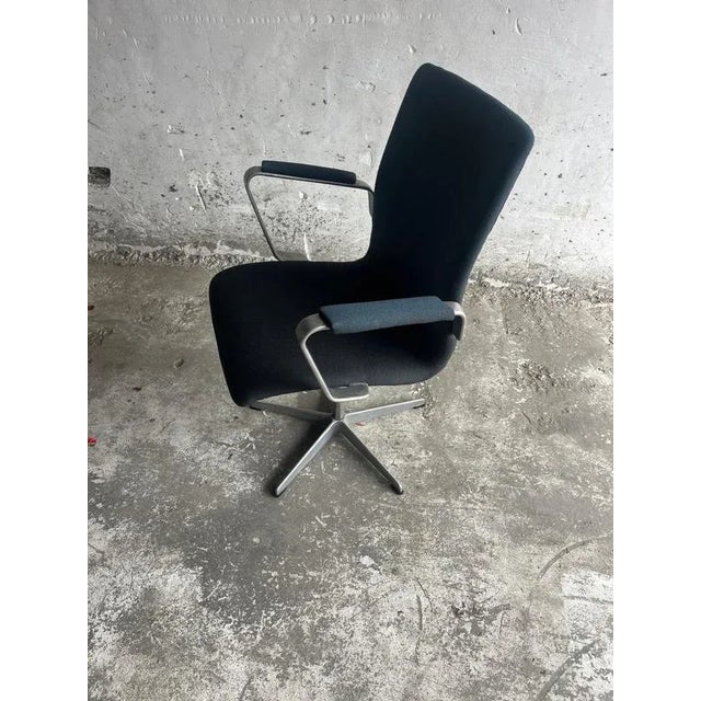 Textile Model Oxford Swivel Chair by Arne Jacobsen for Fritz Hansen, 1970s For Sale - Image 7 of 7