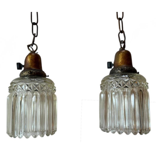 Early 20th Century Early 20th Century Rare Jefferson Glass Handing Pendant Light Fixtures For Sale - Image 5 of 6