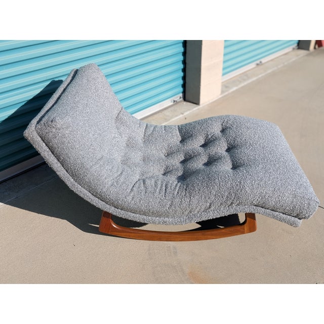 Mid Century Modern Walnut Wave Chaise Lounge Chair Attributed to Adrian Pearsall for Craft Associates, C1960s For Sale - Image 13 of 15