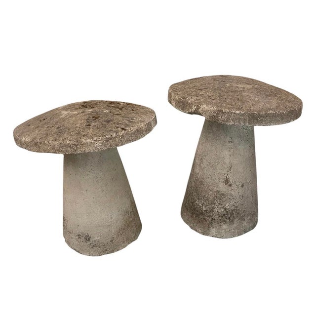 Stone Mid-20th Century English Style Cast Stone Mushroom Staddle Stones - Pair With Varied Heights For Sale - Image 7 of 11