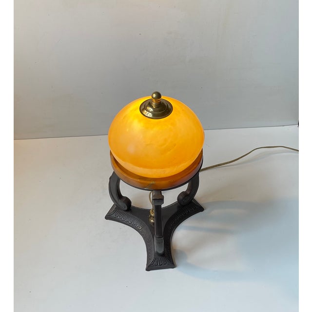 1940s Art Deco Table Lamp in Alabaster and Bronze, 1940s For Sale - Image 5 of 8