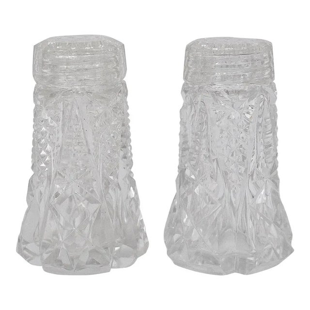 French Art Nouveau Salt and Pepper Shakers in Facetted Crystal Glass, 1920s, Set of 2 For Sale - Image 11 of 11