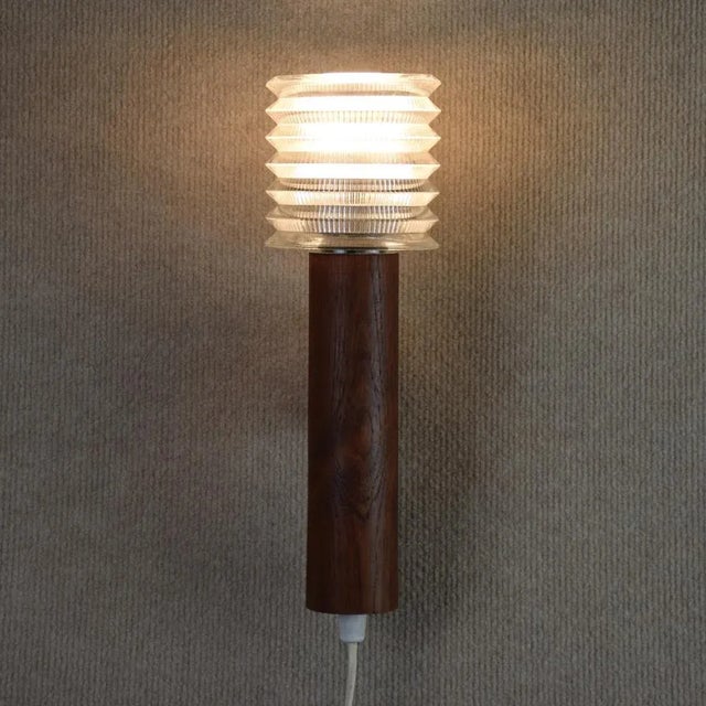 Wall Lights in Teak and Glass, Sweden, 1950s, Set of 2 For Sale - Image 6 of 10