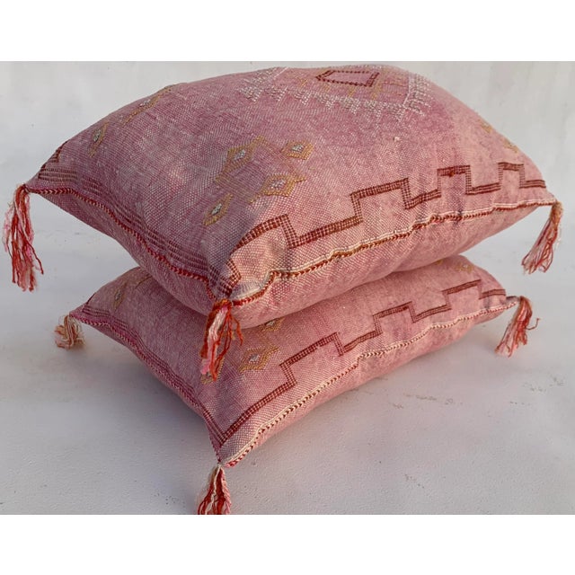PILLOW DESCRIPTION: This cactus pillow was made purely Moroccan by the hands of traditional craftsmen, skilled Berbers,...