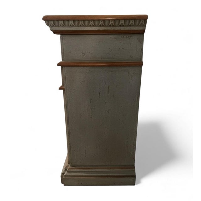 Vintage Italian Painted Sideboard / Server For Sale In West Palm - Image 6 of 7