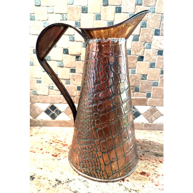 English Early 20th Century Joseph Sankey and Sons, Copper Crocodile Embossed Jug Pitcher, England For Sale - Image 3 of 9