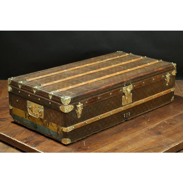 1st Series Monogrammed Cabin Trunk from Louis Vuitton, 1904 For Sale - Image 10 of 11