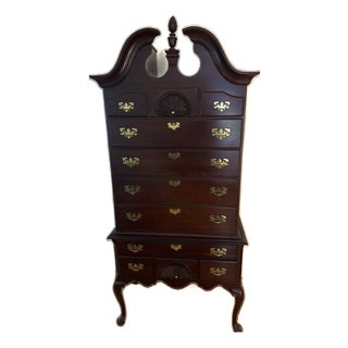 Late 20th Century Colonial Furniture Solid Cherry Queen Anne Highboy Shell Carving Made in Usa For Sale