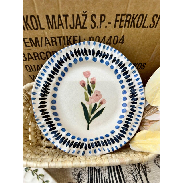 2020s Hand-Painted Ceramic Dinner Plate in a Vintage Pastoral Style - Set of 4 For Sale - Image 5 of 6