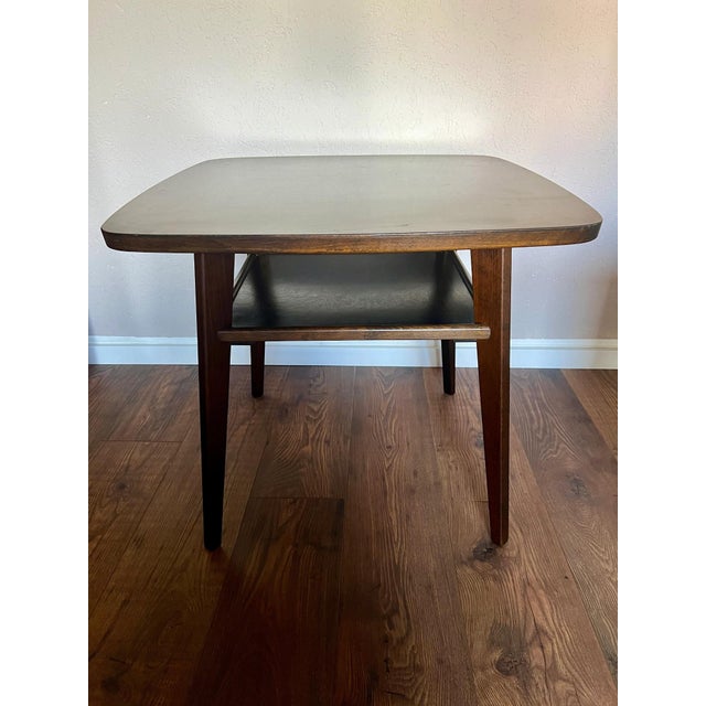 Mid-Century Tray Table with Shelf, 1940-1950, in Very Good conditions. Designed 1950 to 1959