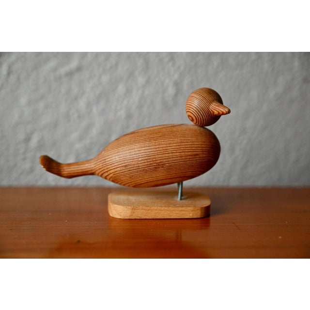 Minimalist Scandinavian Turned & Carved Wooden Birds, 1970s, Set of 2 For Sale - Image 3 of 9
