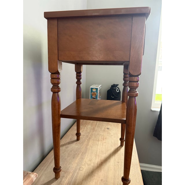 Mid 20th Century Mid 20th Century Ethan Allen by Baumritter Heirloom Collection Night Stand / Side Table For Sale - Image 5 of 11