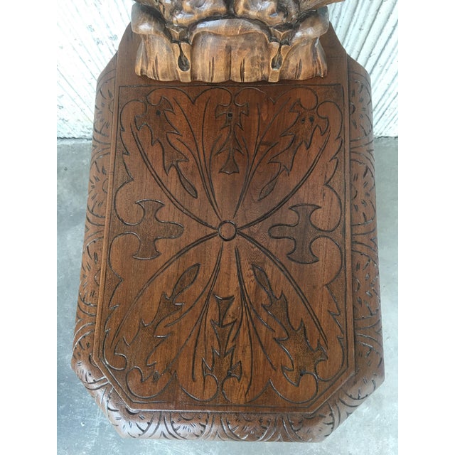 Brown 18th Century Italian Renaissance Lion Carved Walnut Sgabello Hall Chairs - a Pair For Sale - Image 8 of 9