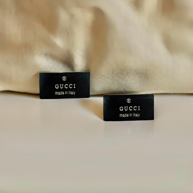 1990s Pair of Authentic Gucci Estate Mens Cufflinks Sterling Silver For Sale In New York - Image 6 of 7