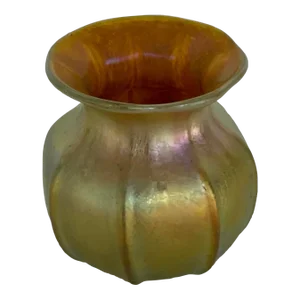 Modern Tiffany Style Gold Iridescent Art Glass Vase