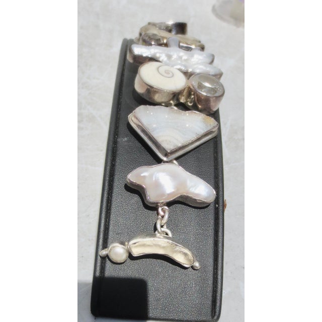 Link Bracelet Signed the Dreamer Pearl,Crystal, Geode For Sale In New York - Image 6 of 8