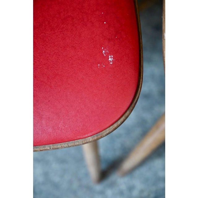 Vintage Retro Gentiane Bistro Chairs with Tapered Legs and Red Faux Leather from Baumann, 1960s, Set of 4 For Sale - Image 15 of 18