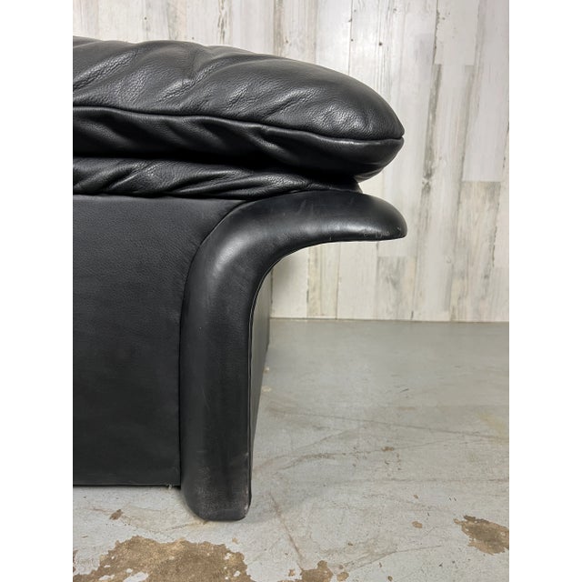 Post Modern Leather Bench For Sale In Dallas - Image 6 of 13