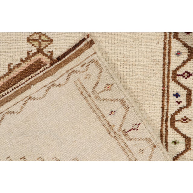 Textile Vintage Tribal Rug in White & Beige-Brown Geometric Pattern, Pastel Accents For Sale - Image 7 of 7