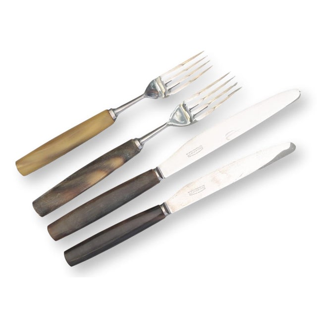 Vintage English Polished Natural Horn Cutlery, Service for 12 For Sale - Image 4 of 11