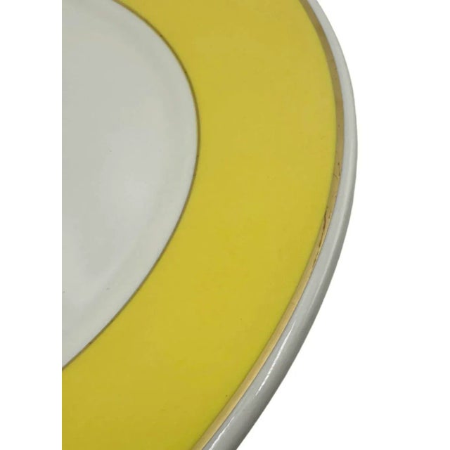 Mid-Century Modern Vintage The Carlyle Hotel NYC Porcelain Dinner Plate 9.5" New York For Sale - Image 3 of 12
