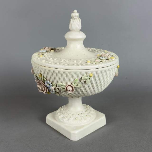 Porcelain Vase with Lid from Capodimonte, 1960s For Sale - Image 3 of 11