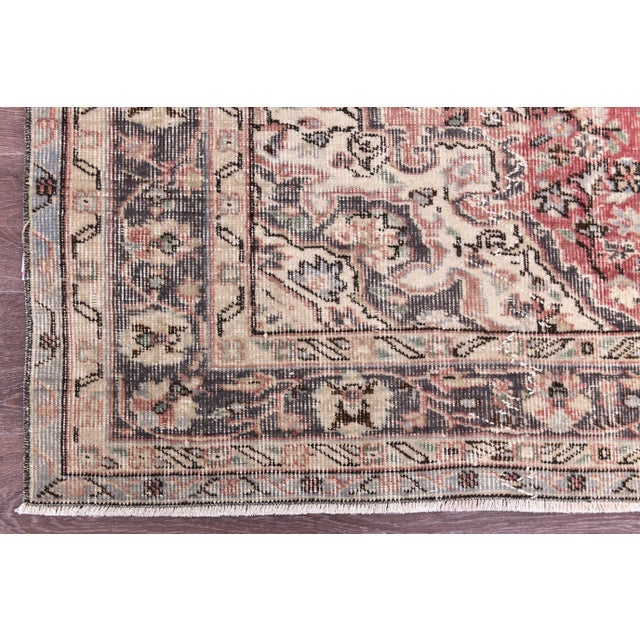 Red Vintage Rug in Wool, 1960s For Sale - Image 8 of 12