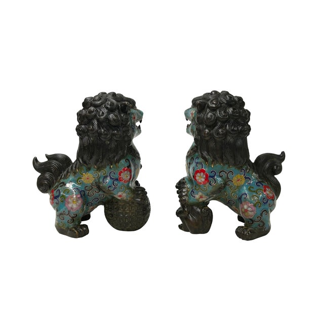 Chinese Pair Vintage Enamel Cloisonne Fengshui Foo Dog Lions Display Figure For Sale - Image 3 of 16