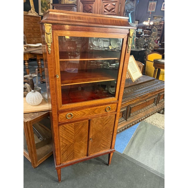 Louis XVI Marquetry Display Cabinet For Sale - Image 13 of 14