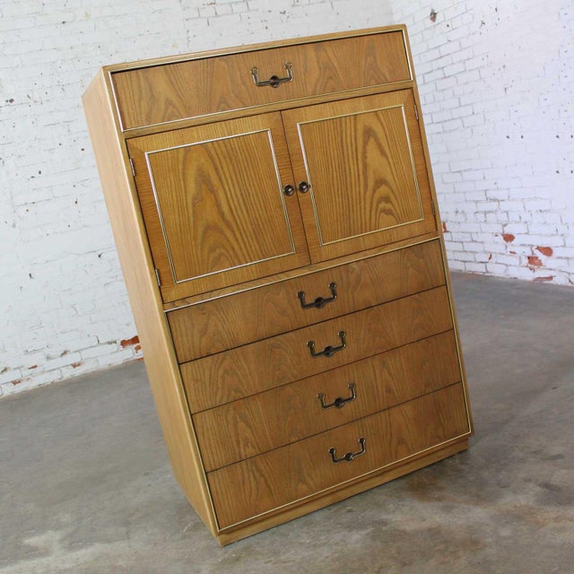 Campaign Vintage Modern Campaign Style Oak Gentlemen’s Chest by Founders Furniture Patterns 35 For Sale - Image 3 of 12