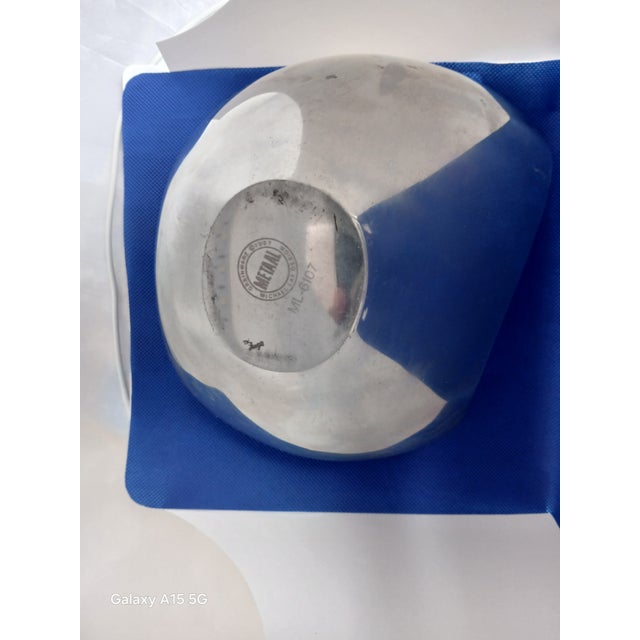 1980s Vintage 1980s Michael Lax " Metaal" Sculptural Aluminum Bowl Model Ml-6107 for Grainware. For Sale - Image 5 of 7