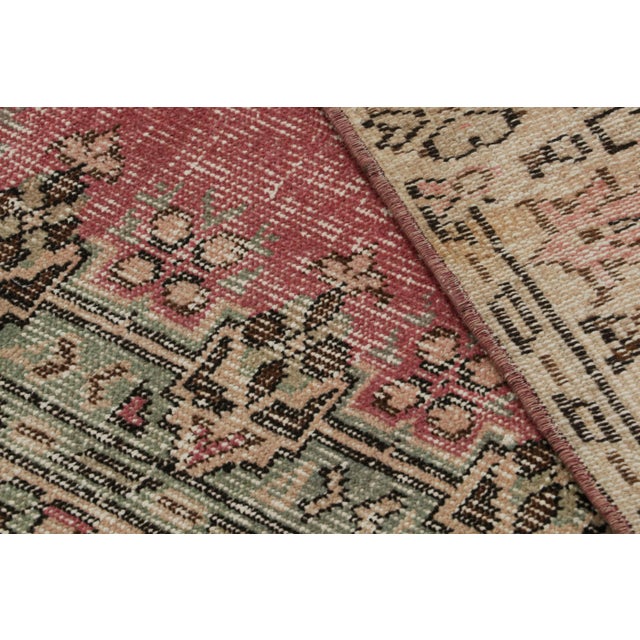 Textile 1960s Vintage Zeki Müren Rug With Geometric Patterns and Medallion For Sale - Image 7 of 7