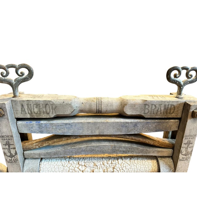 Late 19th Century Original Anchor Lovell Manufacturing Co. Manual Crank Laundry Clothes Wringer For Sale - Image 6 of 14